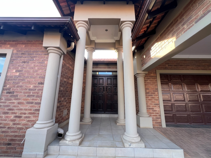 3 Bedroom Property for Sale in Wilkoppies North West